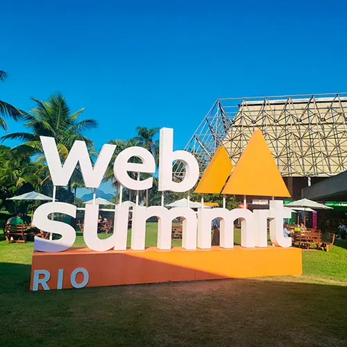 Aluguel de Móveis para Evento Web Summit Rio - Rental Brasil