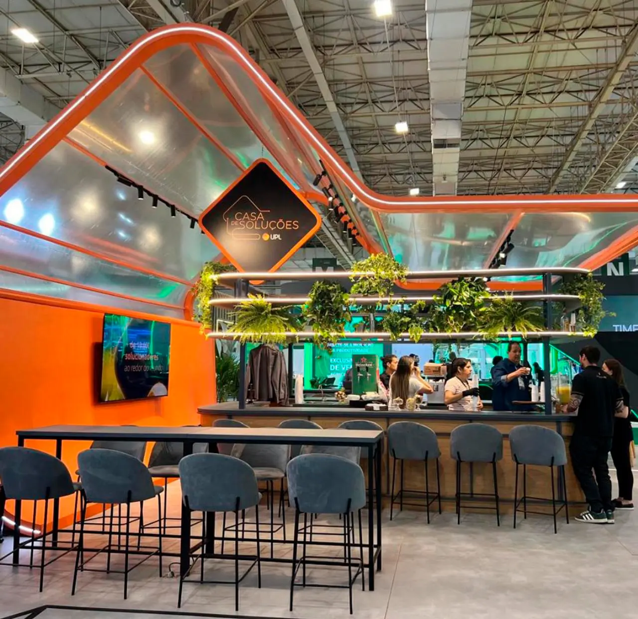 Como escolher mobiliário para congresso - Rental Brasil Locação de Móveis