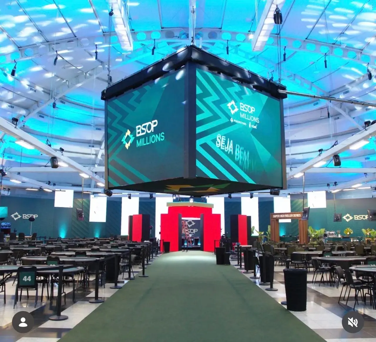 Como escolher móveis ideais para eventos corporativos de alto impacto - Rental Brasil Locação de Móveis