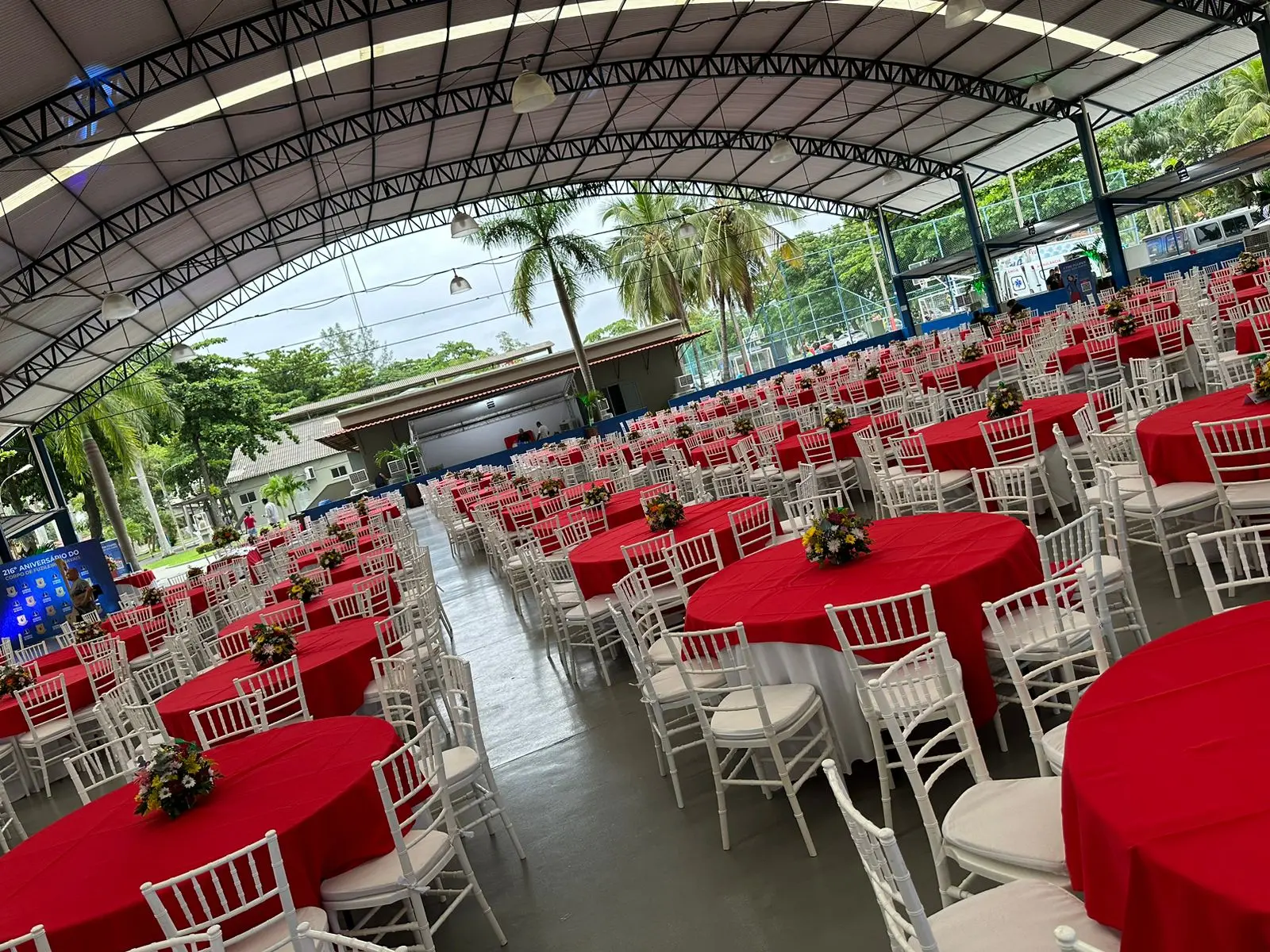 Como acertar no aluguel de mesas e cadeiras para eventos - Rental Brasil Locação de Móveis