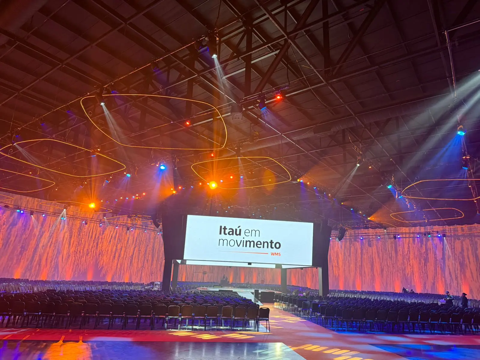 Locação de cadeiras para evento sem risco operacional - Rental Brasil Locação de Móveis