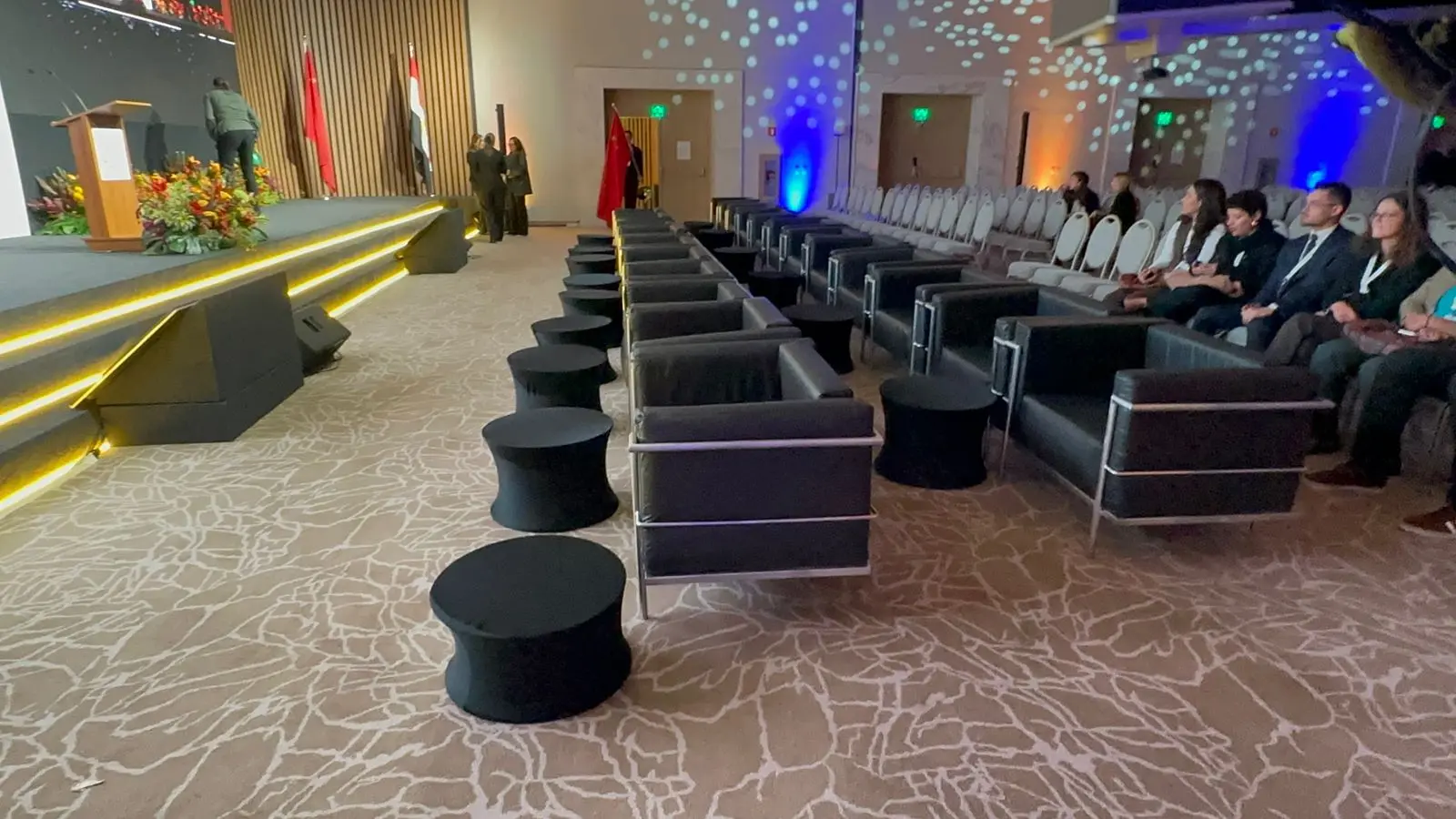 Locação de móveis São Paulo para eventos B2B - Rental Brasil Locação de Móveis